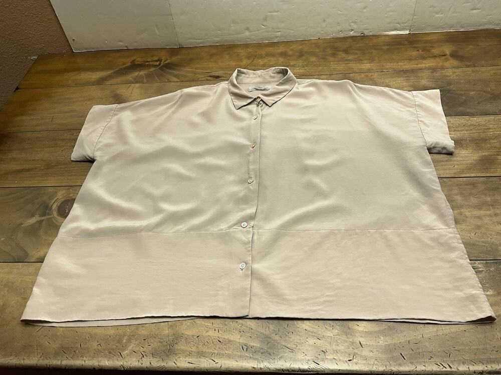 Everlane The Boxy Shirt In Washable Silk Beige Size 10